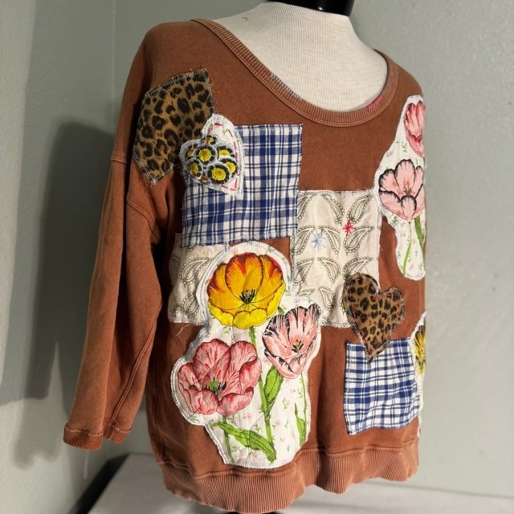 Aerie Custom Patchwork Floral Leopard Plaid Sweatshirt Womens S Vintage - Picture 3 of 8